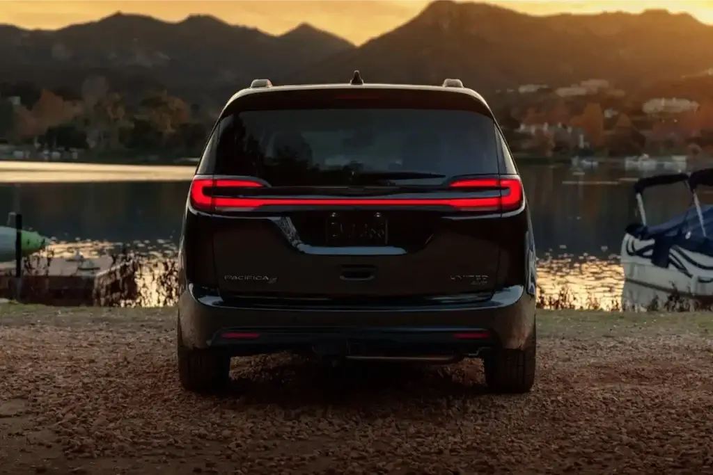 Used Chrysler Pacifica for sale in Beaver Dam, WI